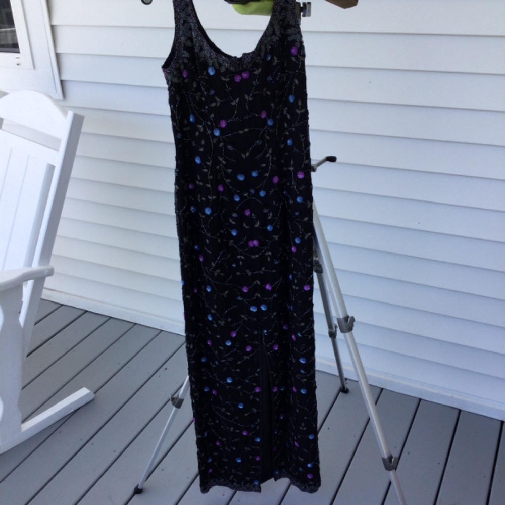 Papell Boutique Evening Formal gown, size 6 - Picture 5 of 7